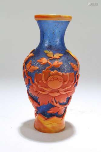 An Estate Chinese Peking-glass Small Vase