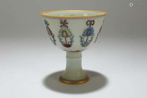 An Estate Chinese Anicent-framing Wording Porcelain Cup