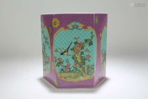 A Chinese Hexa-fortune Pink-fortune Porcelain Pot