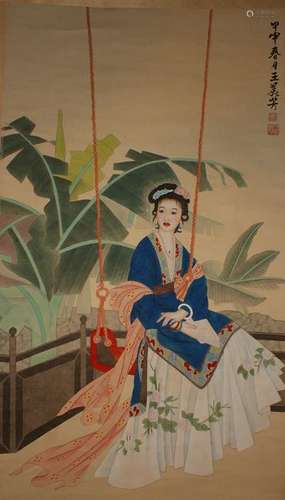 A Chinese Empire-lining Estate Lady-portrait Scroll