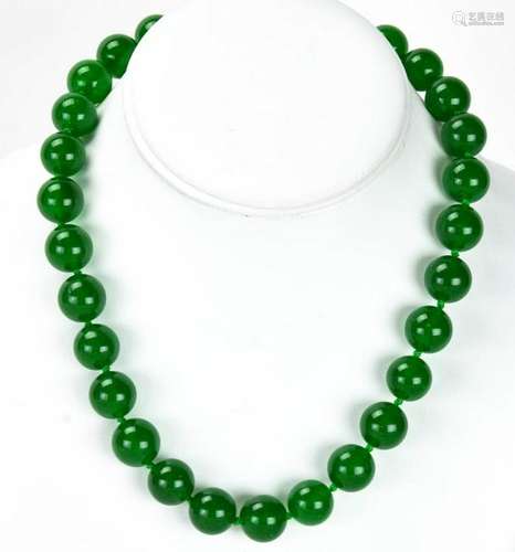 Large Carved Green Jade Bead Necklace Strand