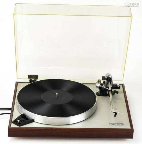 Luxman PD264 Turntable