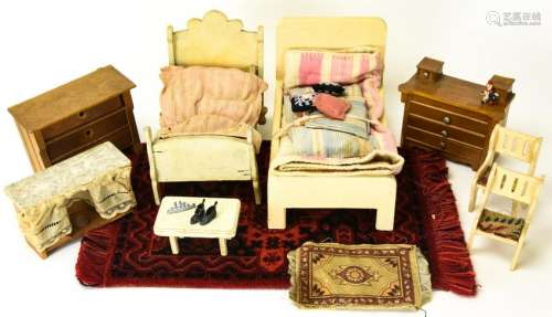 Antique & Vintage Dollhouse Miniature Furniture
