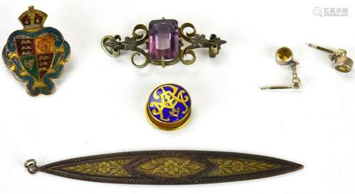 Antique & Vintage Jewelry Brooches & Pendants