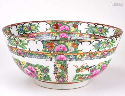 Chinese Porcelain Rose Medallion Bowl - Signed