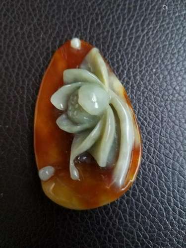 A Flower Jade Pendant