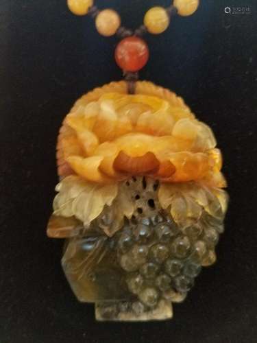 A  Flower Jade Peony Pendant