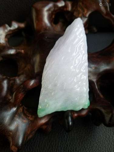 A Natural jadeite