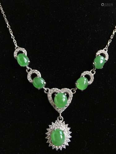 All natural Emerald inlaid Silver Necklace