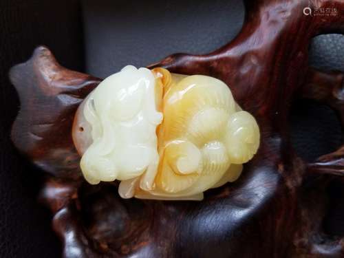 All natural coloredÂ jade Pendant