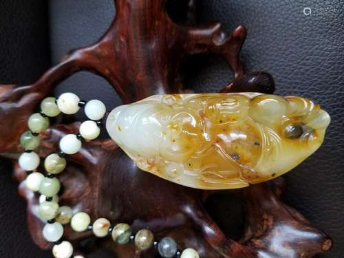 All natural Yellow white old jade pendant