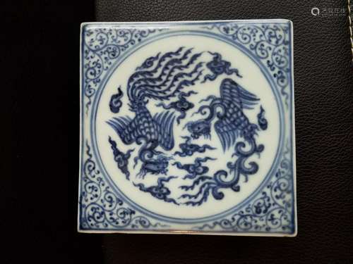 Blue and white porcelain brush rest