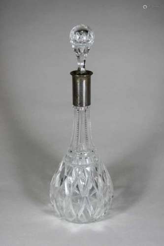 Kristallglas Karaffe mit Stöpsel und 800er Silbermontierung, farbloses geschliffenes Glas,