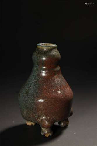 A JUN GLAZED TRIPOD CENSER