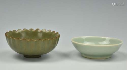 Two Small Chinese Celadon Glazed Bowls,19-20th C.