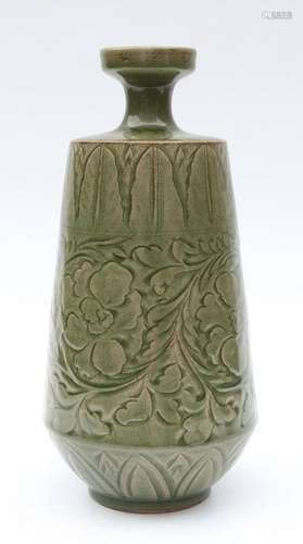 Chinese Song Dynasty Longquan Kiln Porcelain Vase