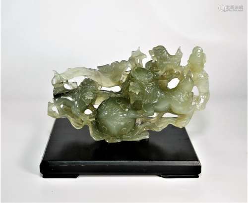 Large Chinese Jade carving Fo lion group, ruyi to verso