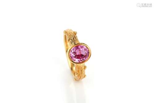 Pink Sapphir Ring