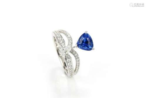 Blue Sapphire Diamond Ring