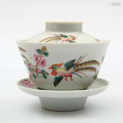 Chinese Qing Style Wucai Porcelain Bowl