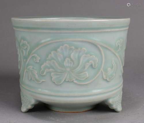 Chinese Song Dynasty Sky Blue Longquan Censer