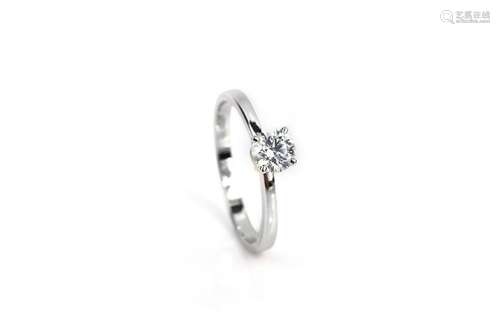 18K Diamond Ring