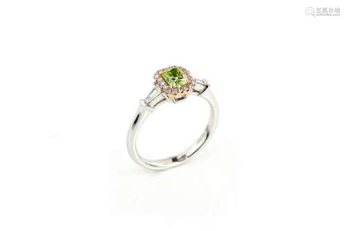 18K  Green diamond Ring