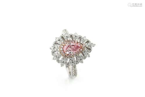 18K  Pink diamond Ring