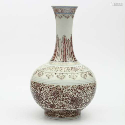 Chinese Qing style  Lang Yao Red  Glaze Vase With