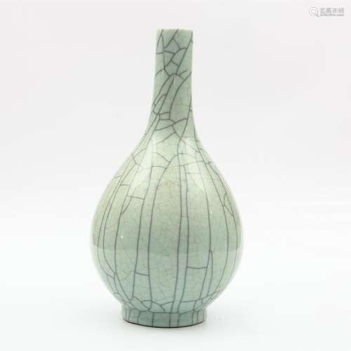 Chinese Song Style Guan Type Crackle Glazed Ceramic