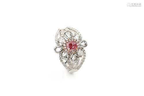 18K  Pink diamond Ring