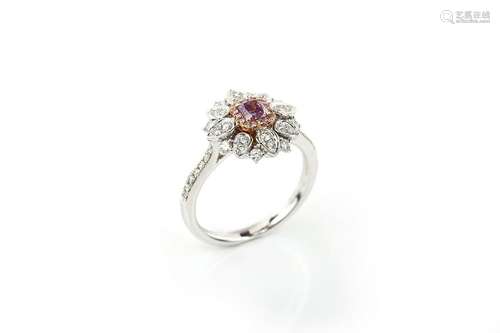 18K  Pink diamond Ring