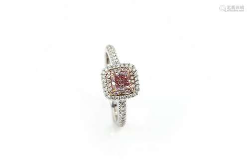 18K  Pink diamond Ring