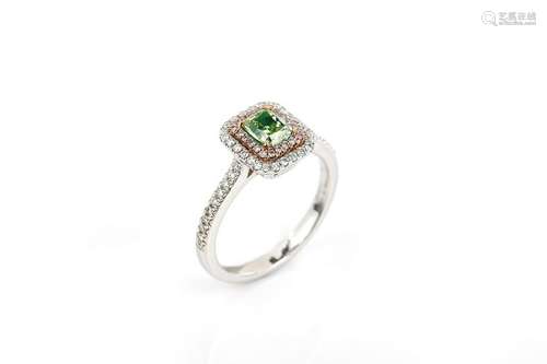 18K  Green diamond Ring