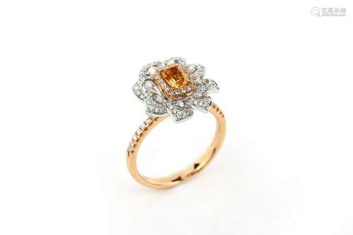 18K  Orange diamond Ring