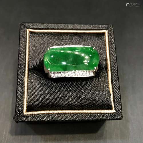 Jadeite Ring