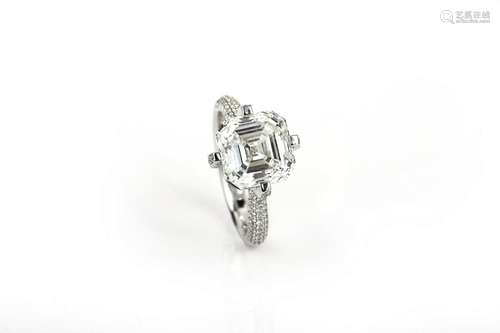 5.01ct White DiamondRing