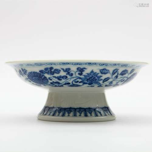 Chinese Ming Dynasty Blue and White Bowl