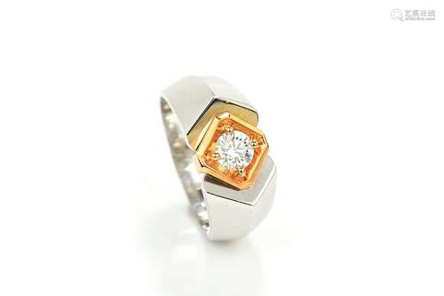 18K Diamond Ring