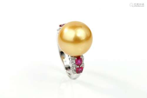18K The Philippines Gold  Pearl Ring