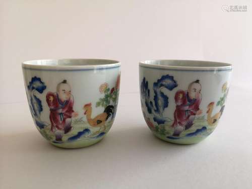 Pair Qing Dynasty Qianlong Antique Chicken Jar Cups