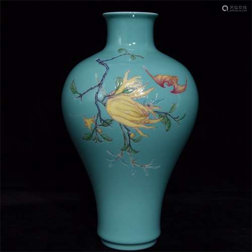 A CHINESE ENAMEL FLOEWR MEIPING VASE