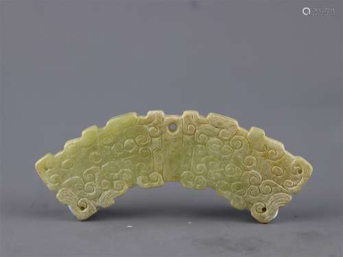 A CHINESE ANCIENT JADE CARVED DRAGON PLAQUE