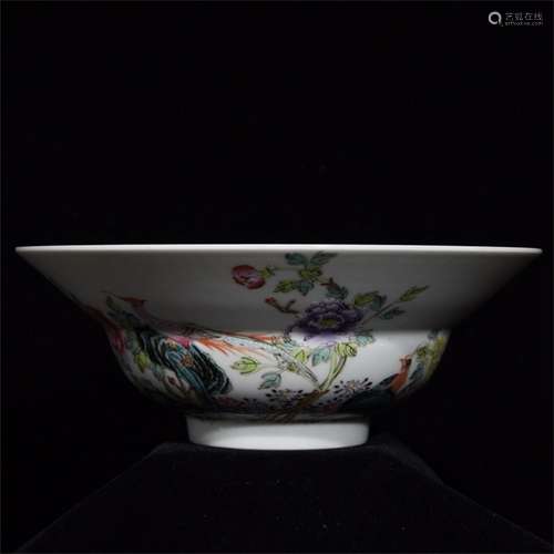 A CHINESE ANCIENT PORCELAIN FAMILLE ROSE FLOWER BIRD BOWL