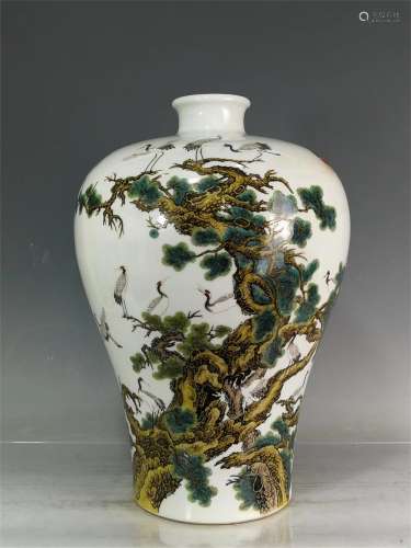 A CHINESE PORCELAIN FAMILLE ROSE CRANE AND PINE MEIPING VASE
