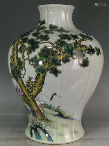A CHINESE PORCELAIN FAMILLE ROSE MELON SHAPED VASE CRANE AND PINE