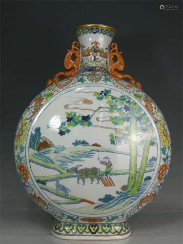 A CHINESE PORCELAIN FAMILLE WUCAI MOON FLASK VASE