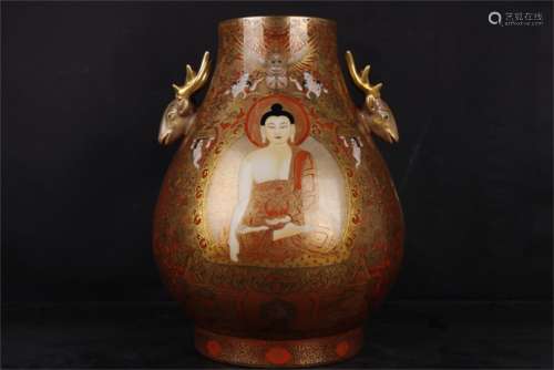 A CHINESE PORCELAIN DOUBLE DEER HAND ZUN VASE