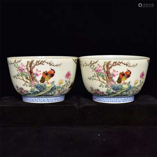 A PAIR OF CHINESE ENAMEL FLOWER AND BIRD BOWLS