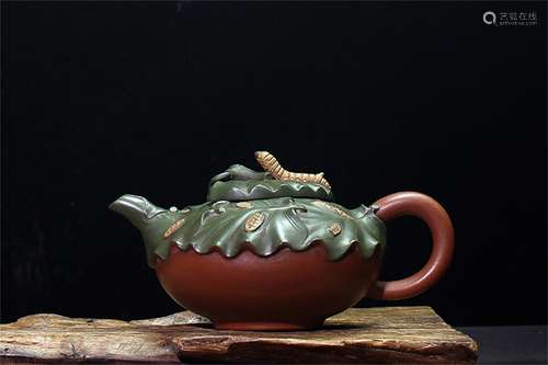 A FINE CHINESE ANCIENT TEAPOT